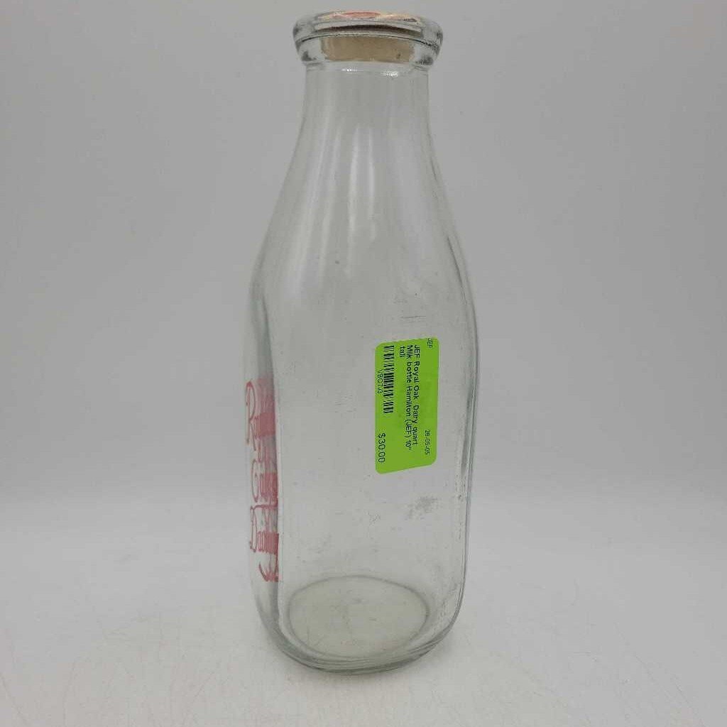 Royal Oak Dairy quart Milk bottle Hamilton (JEF)