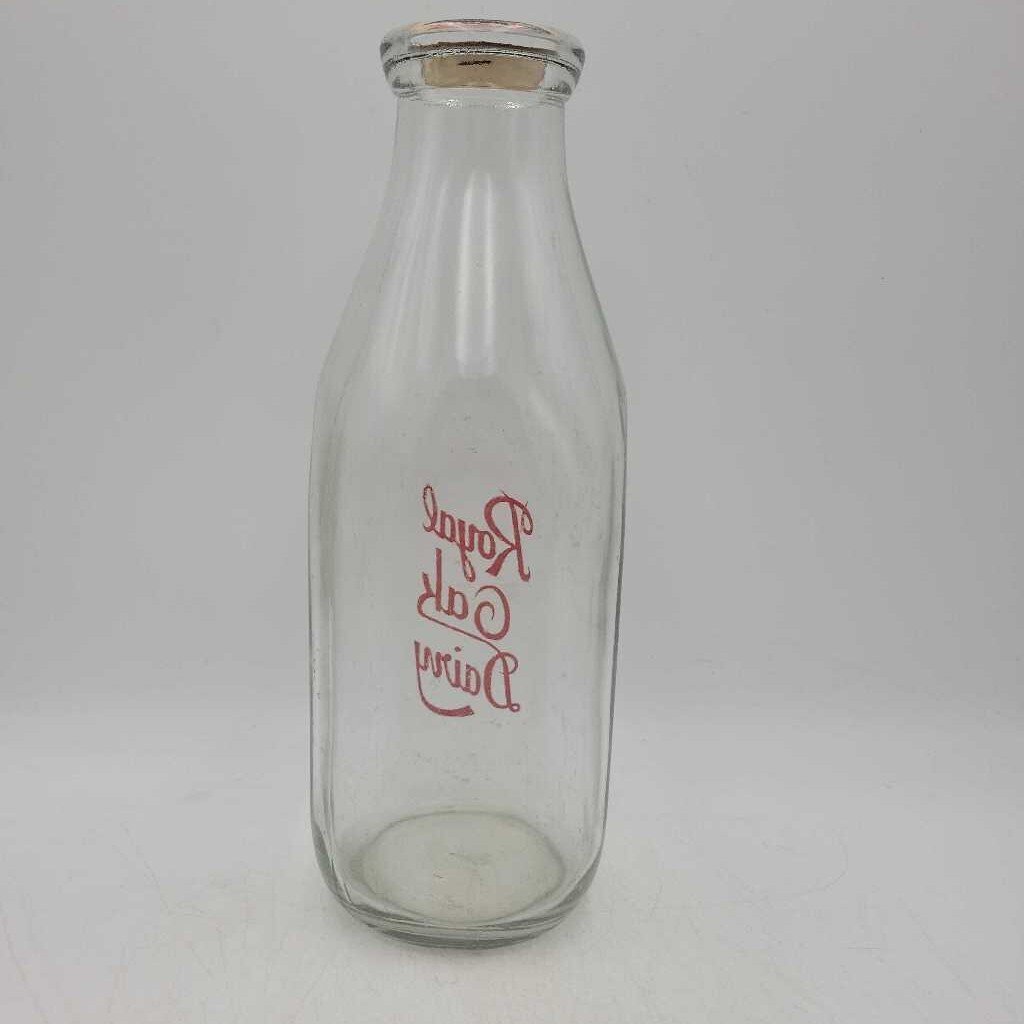 Royal Oak Dairy quart Milk bottle Hamilton (JEF)