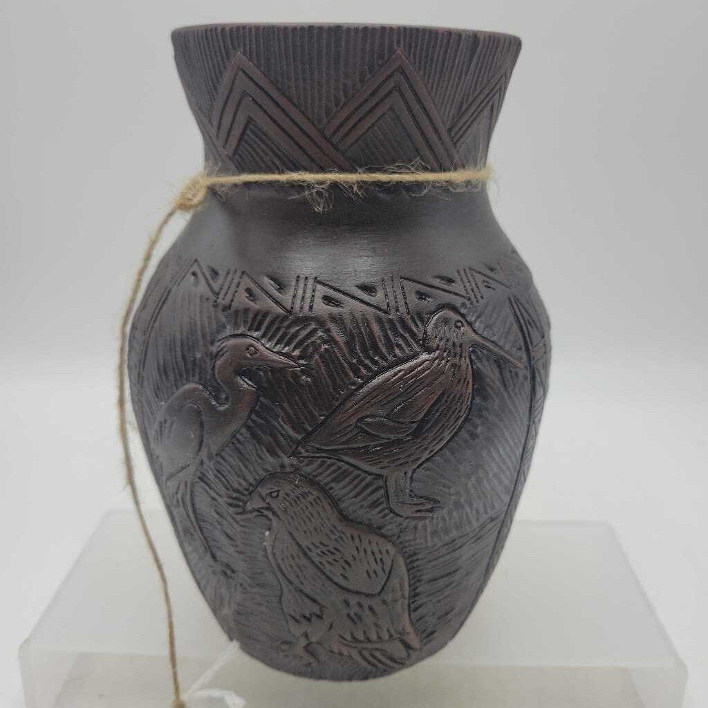 Six Nations Pottery Vase Signed Santhony (M2) #10)
