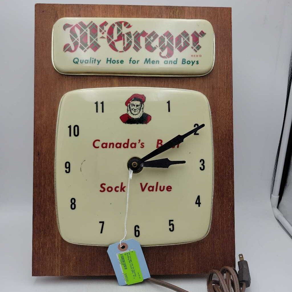Vintage Lite Up Scottish Working Bar Clock (DR)