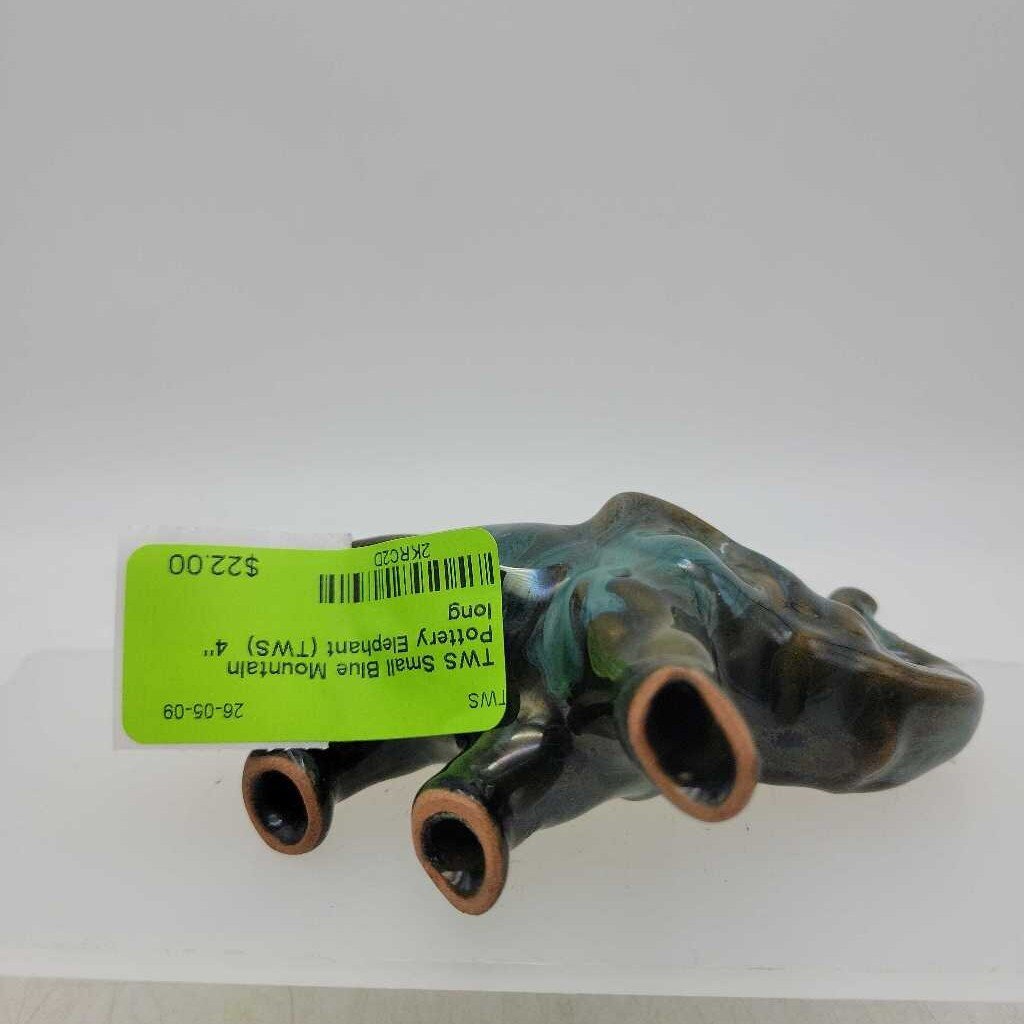 Small Blue Mountain Pottery Elephant (TWS)