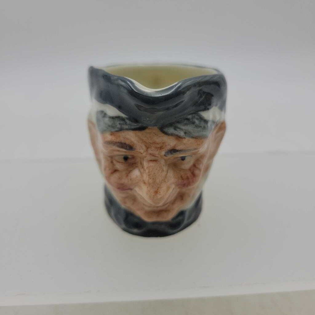 Royal Doulton "Granny" Toby Mug D6520 (JAS)