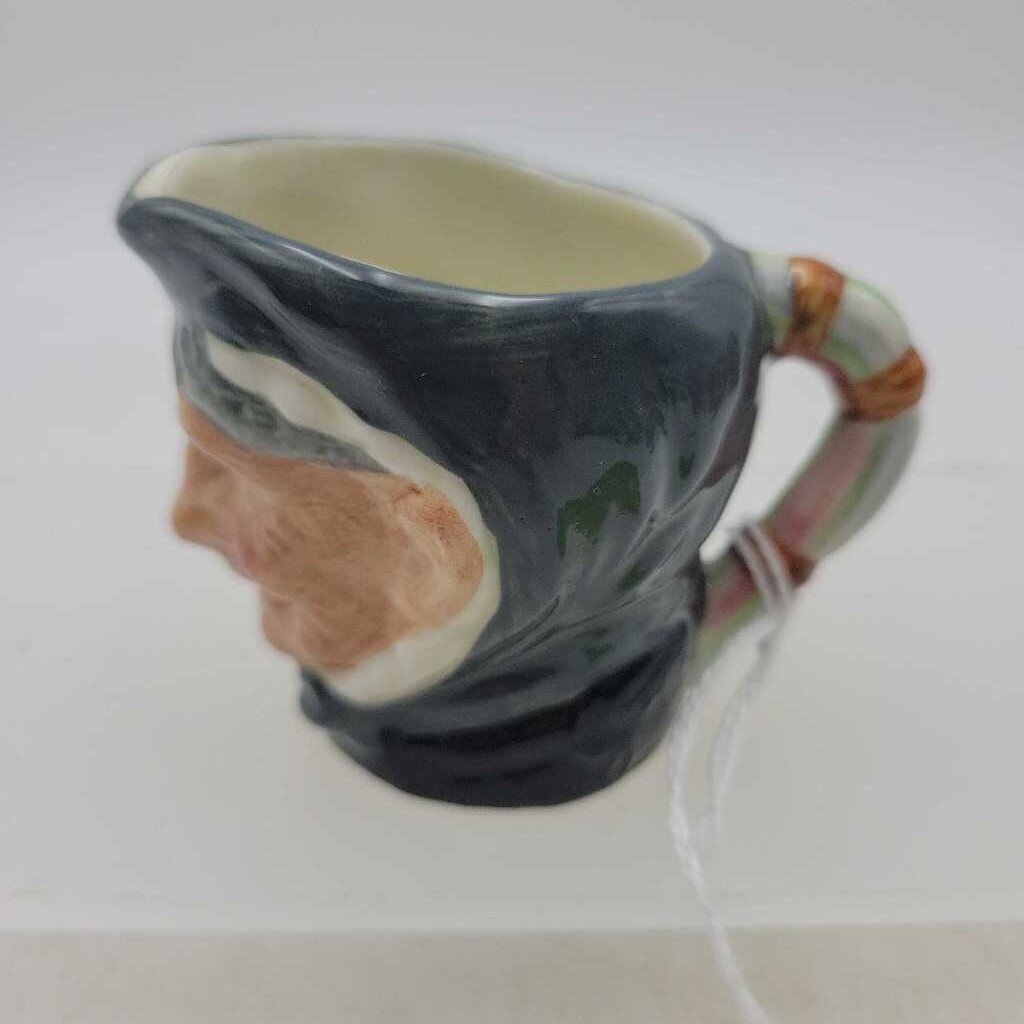 Royal Doulton "Granny" Toby Mug D6520 (JAS)