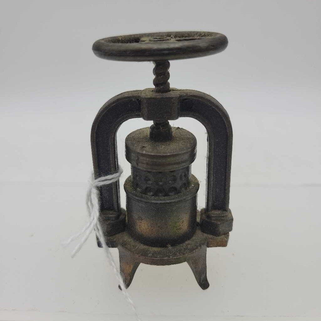 Wine Press Pencil sharpener (JAS)