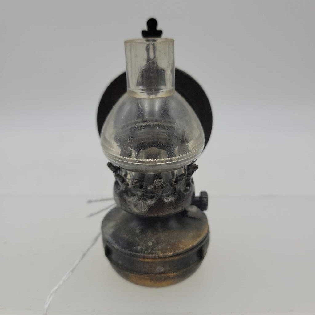 Oil Lantern Pencil sharpener (JAS)