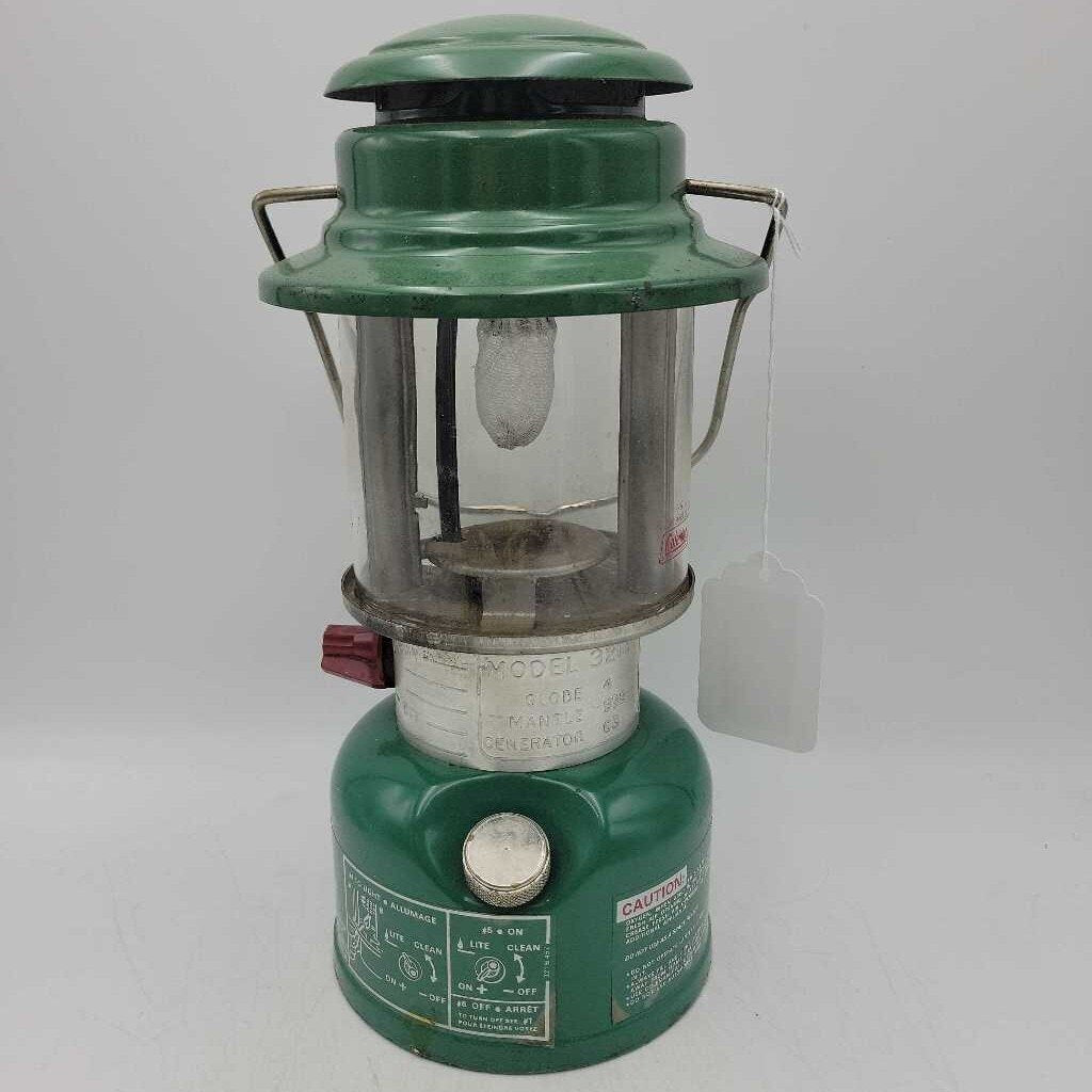 Coleman Lantern w/ Blue Case (GEC)