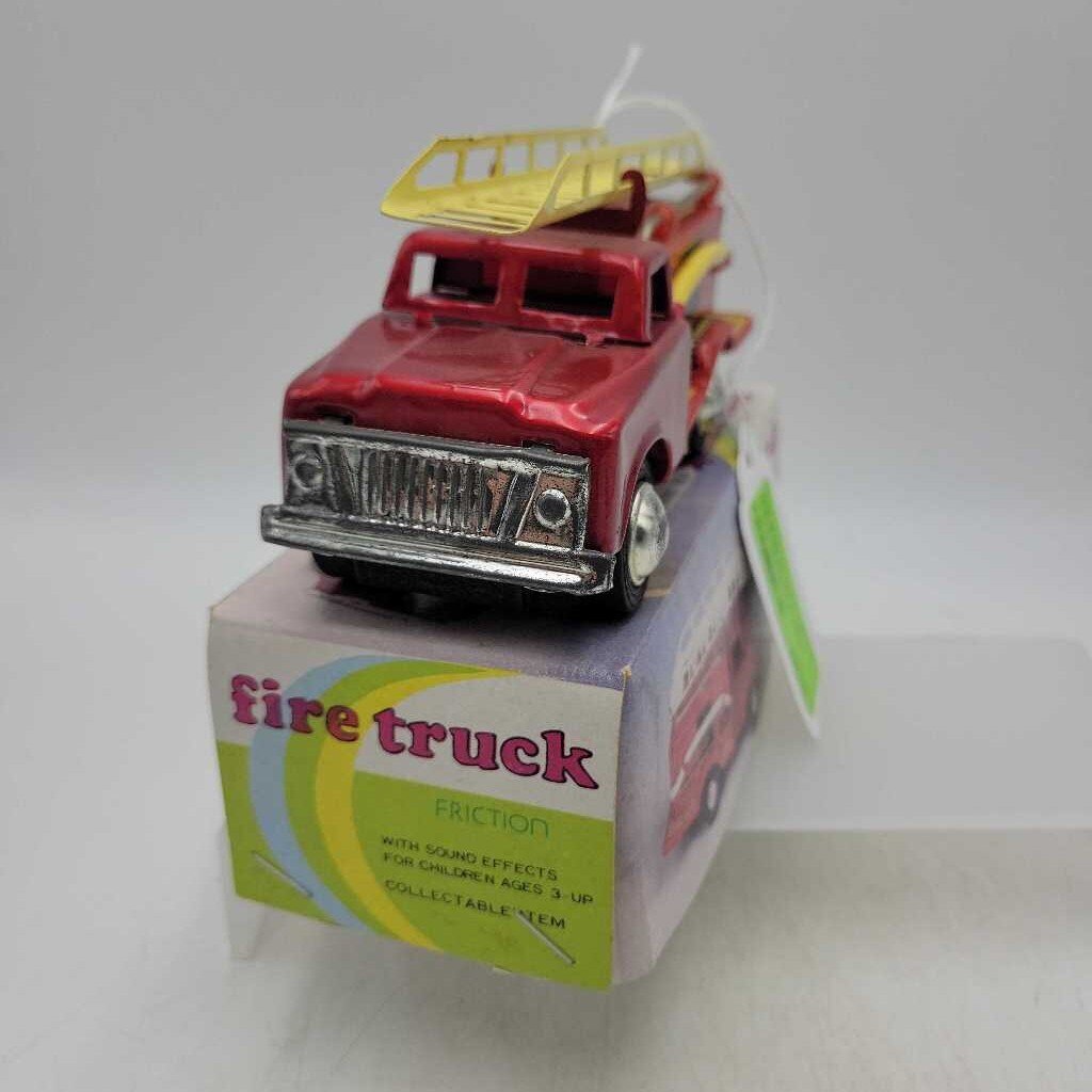1970s Tin Tire Truck w/Box (GEC)