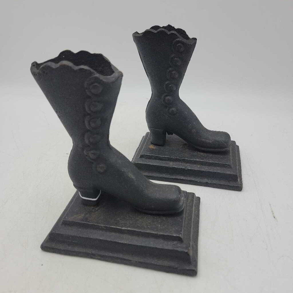 Cast Iron "Boot" Book Ends match holders (JL)