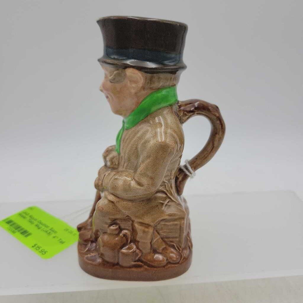 Royal Doulton Sam Weller Toby Mug (JAS)