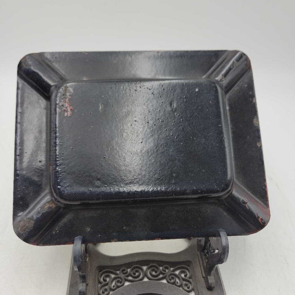 Dominion White Label Ale Enamel Ashtray (JEF)
