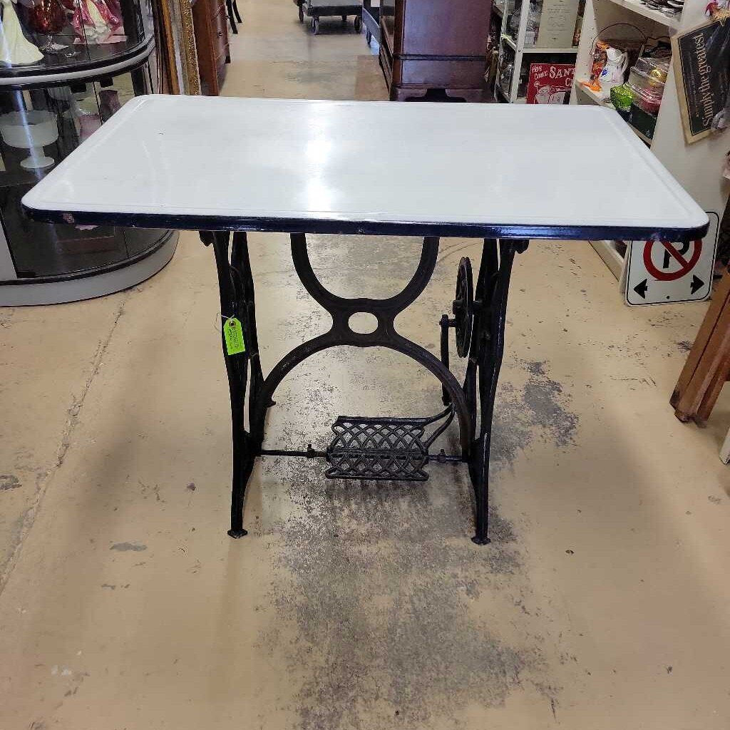 Farmhouse Enamel Top Table Sewing machine cast iron base (YVO) 605