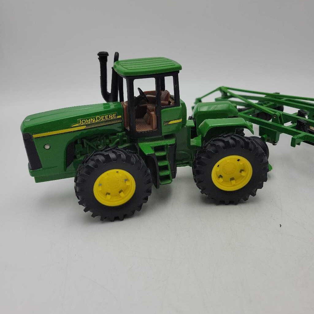John Deere Tractor Model with Soil Saver (RAE)
