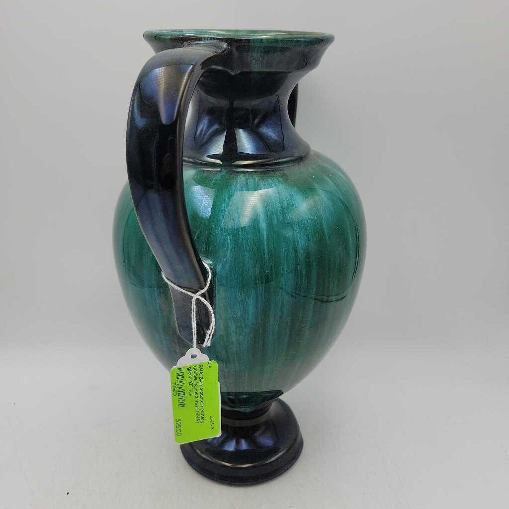 Blue mountain pottery double handed vase (RHA)