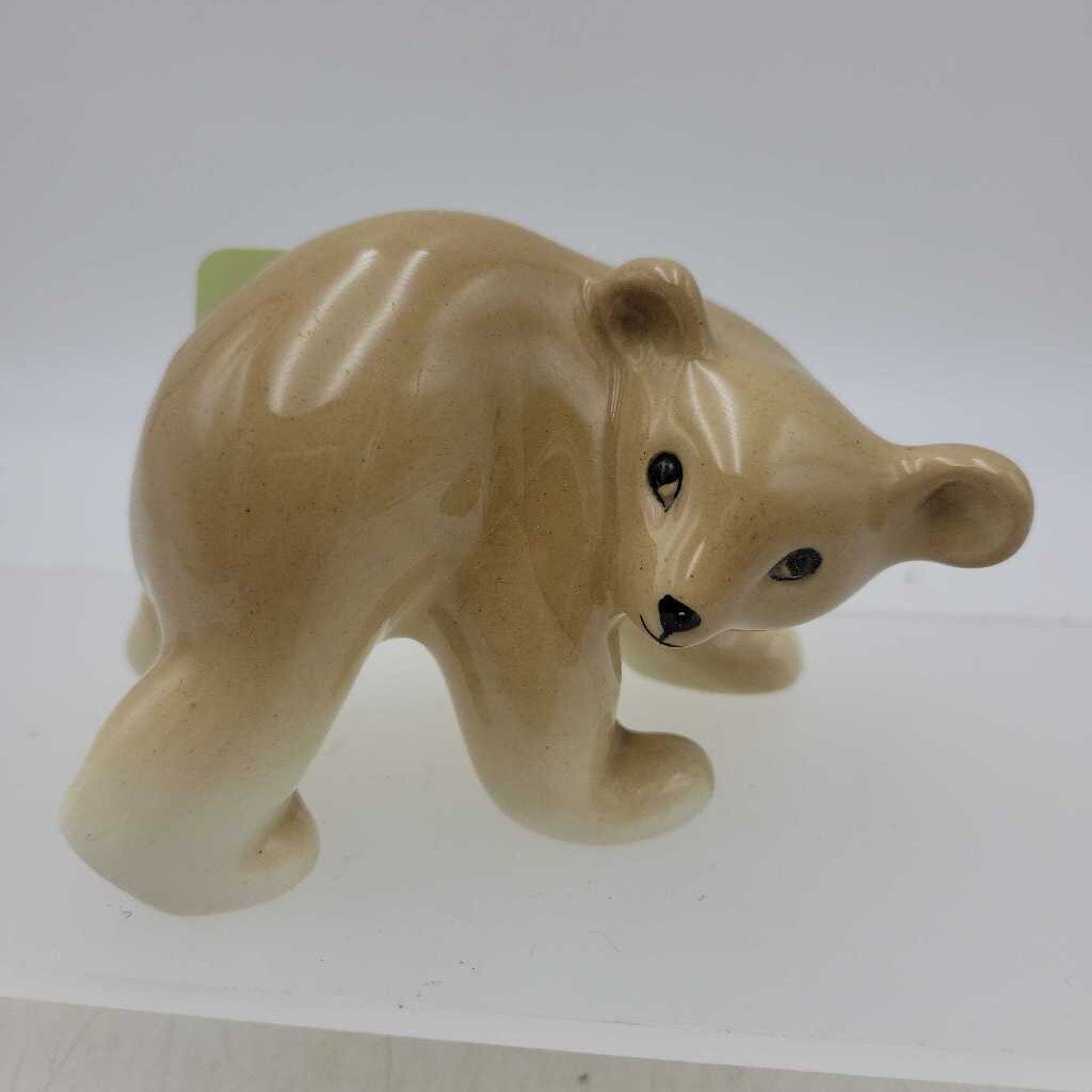 A vintage Midwinter England Bear 1950's (RHA)