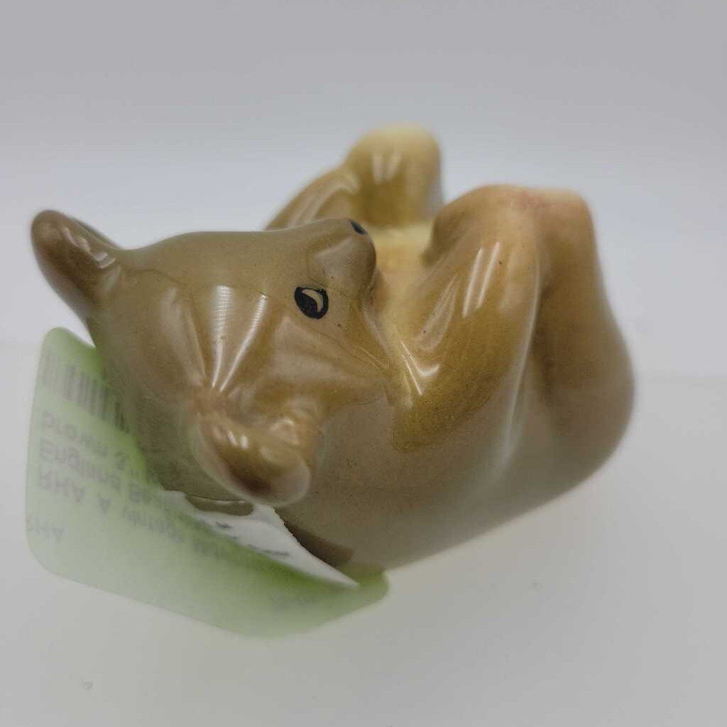 A vintage Midwinter England Bear 1950's (RHA)