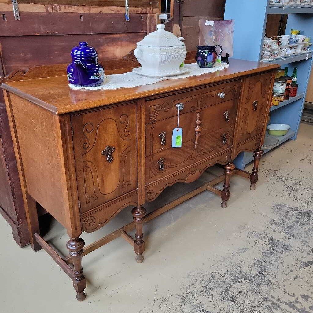 1920's Jacobean style Walnut Sideboard (NS) 305