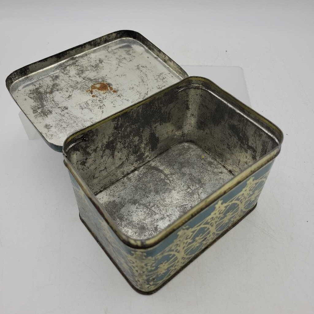 Paradise Cut Plug Tobacco Tin Dominion Tobacco co. Montreal (JEF)