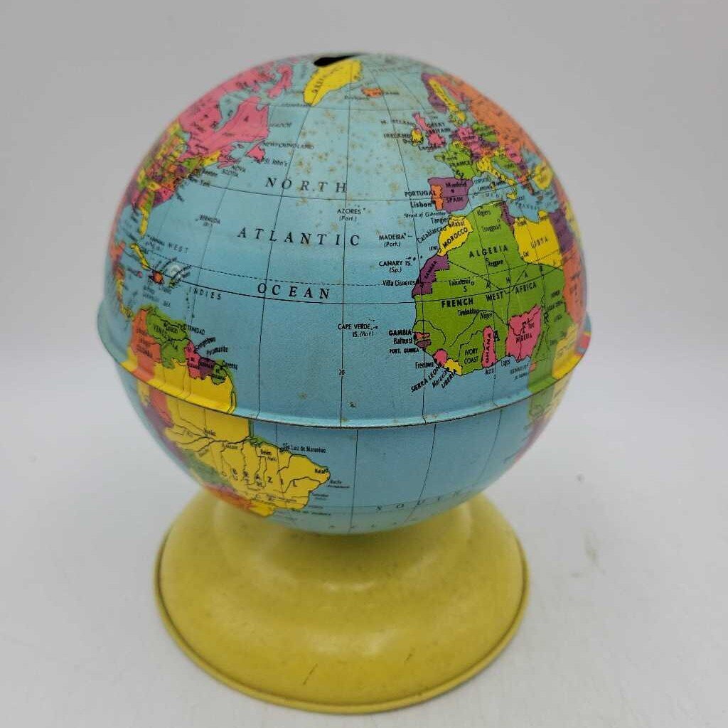 Vintage Tin world Globe coin bank (DEB)