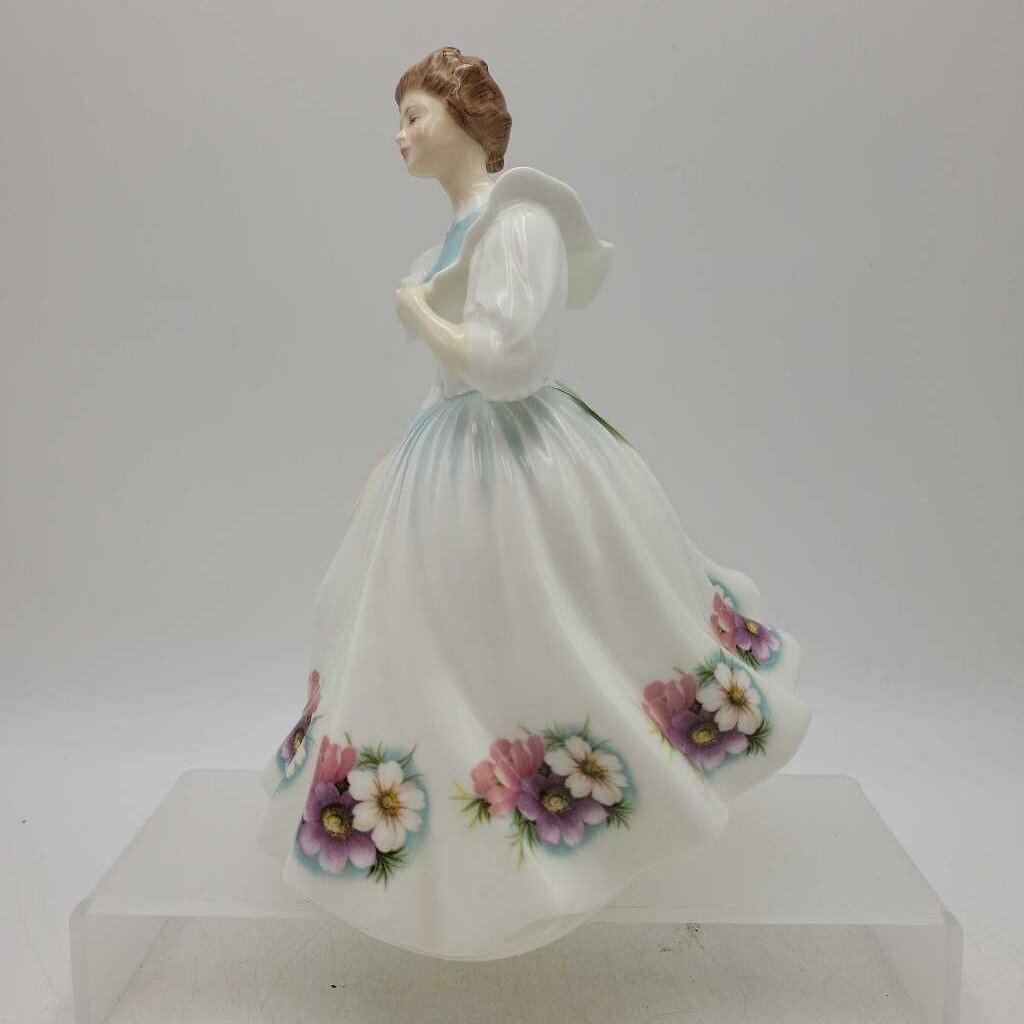 Royal Doulton "October" Circa 1979 Figurine (YVO) (605)