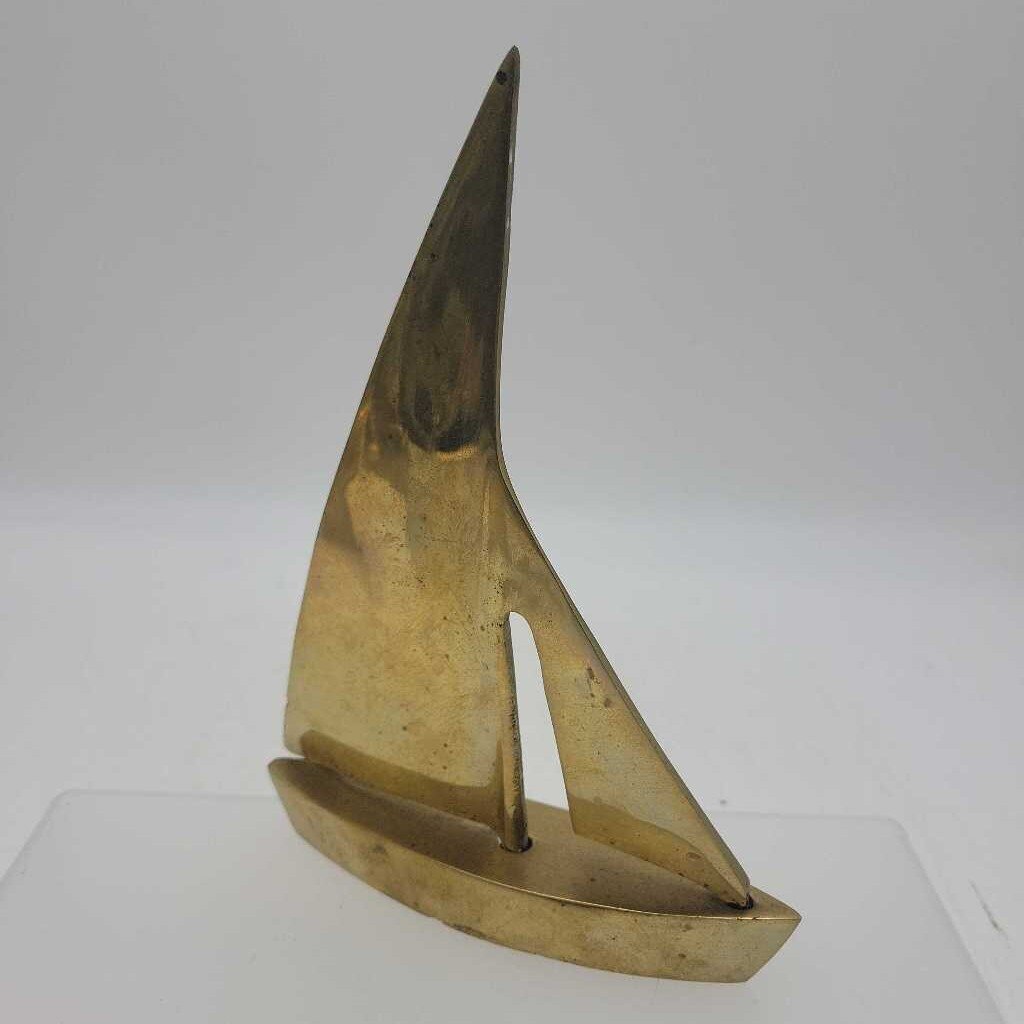 Brass Sailboat (YVO) (605)