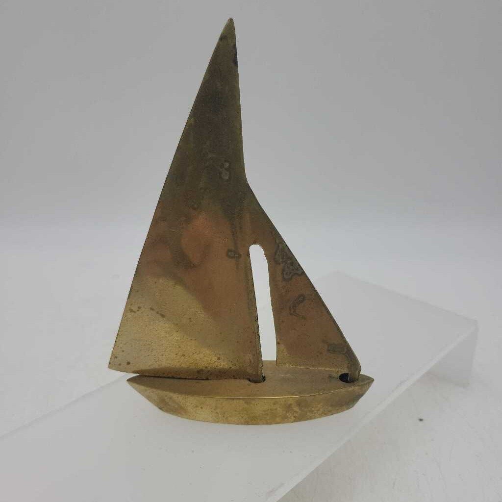 Brass Sailboat (YVO) (605)