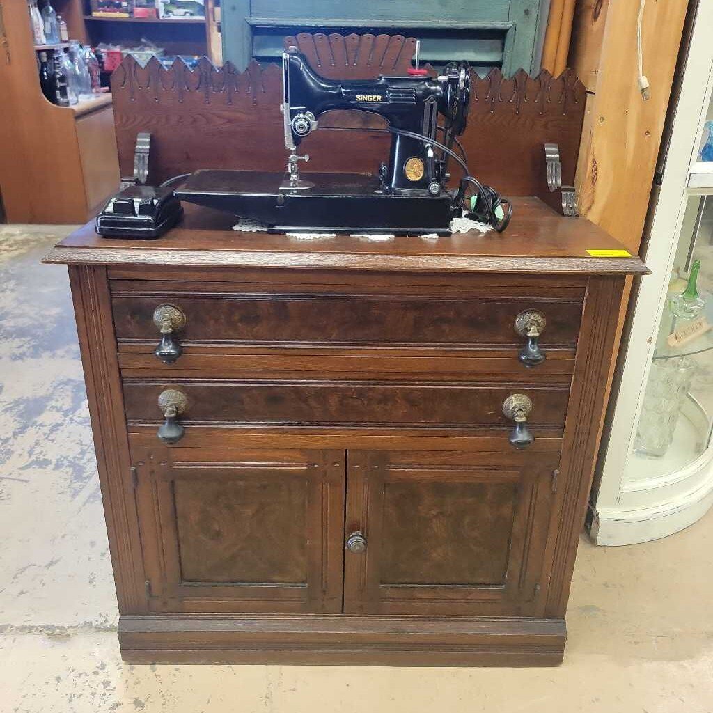 East Lake Wash Stand (YVO) (605)