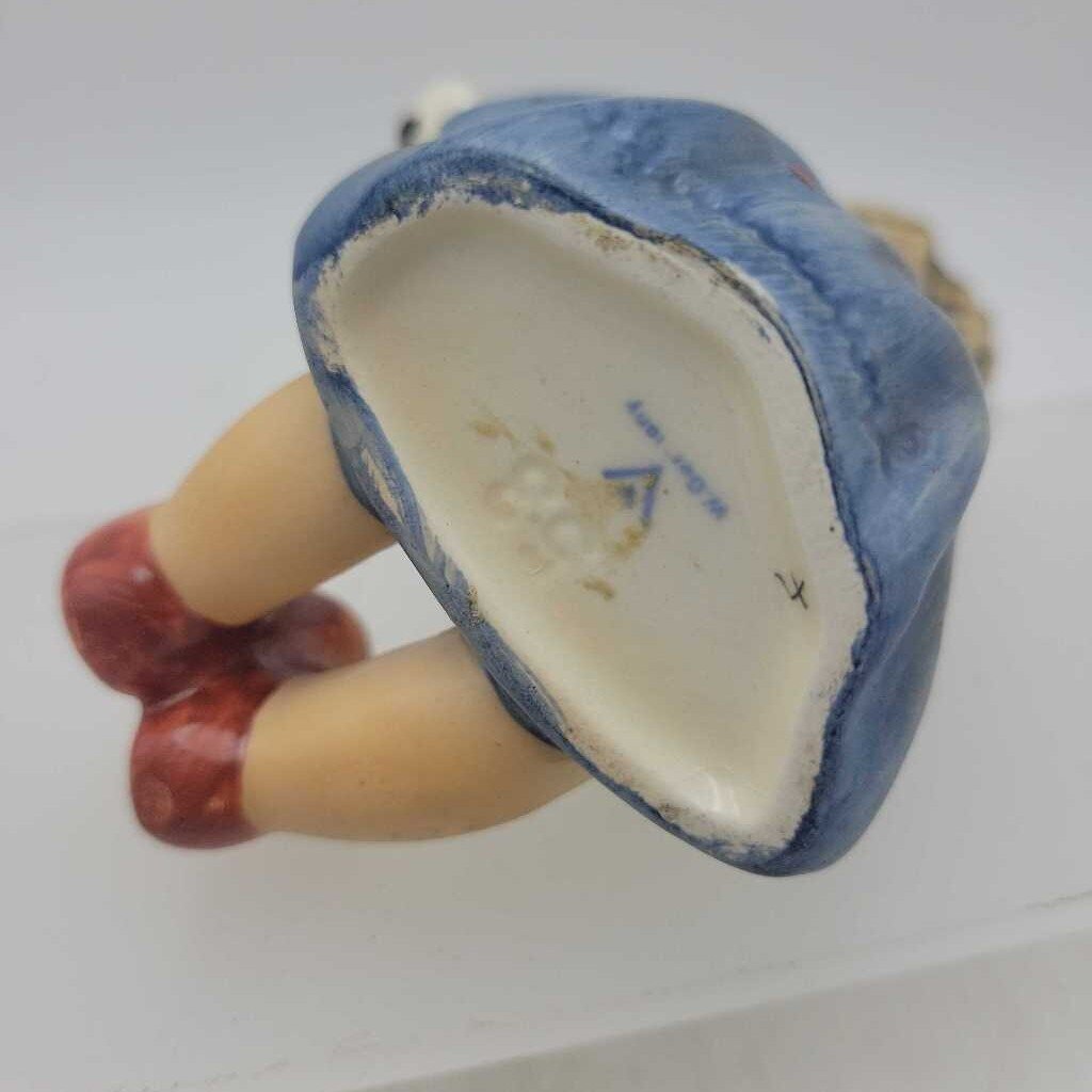 Hummel "Joyful Girl w/Mandolin" Figurine (YVO) (605)
