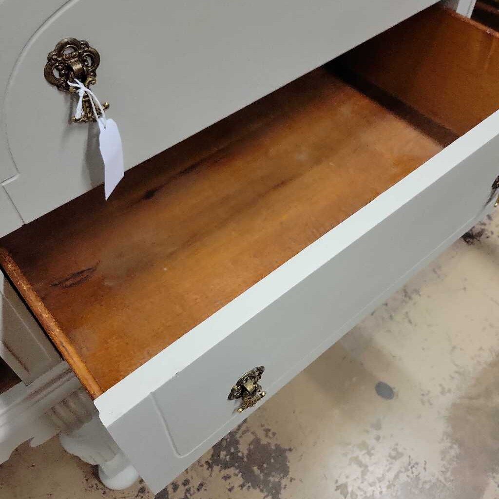 A vintage serving Sideboard-Fusion Putty (LOR)
