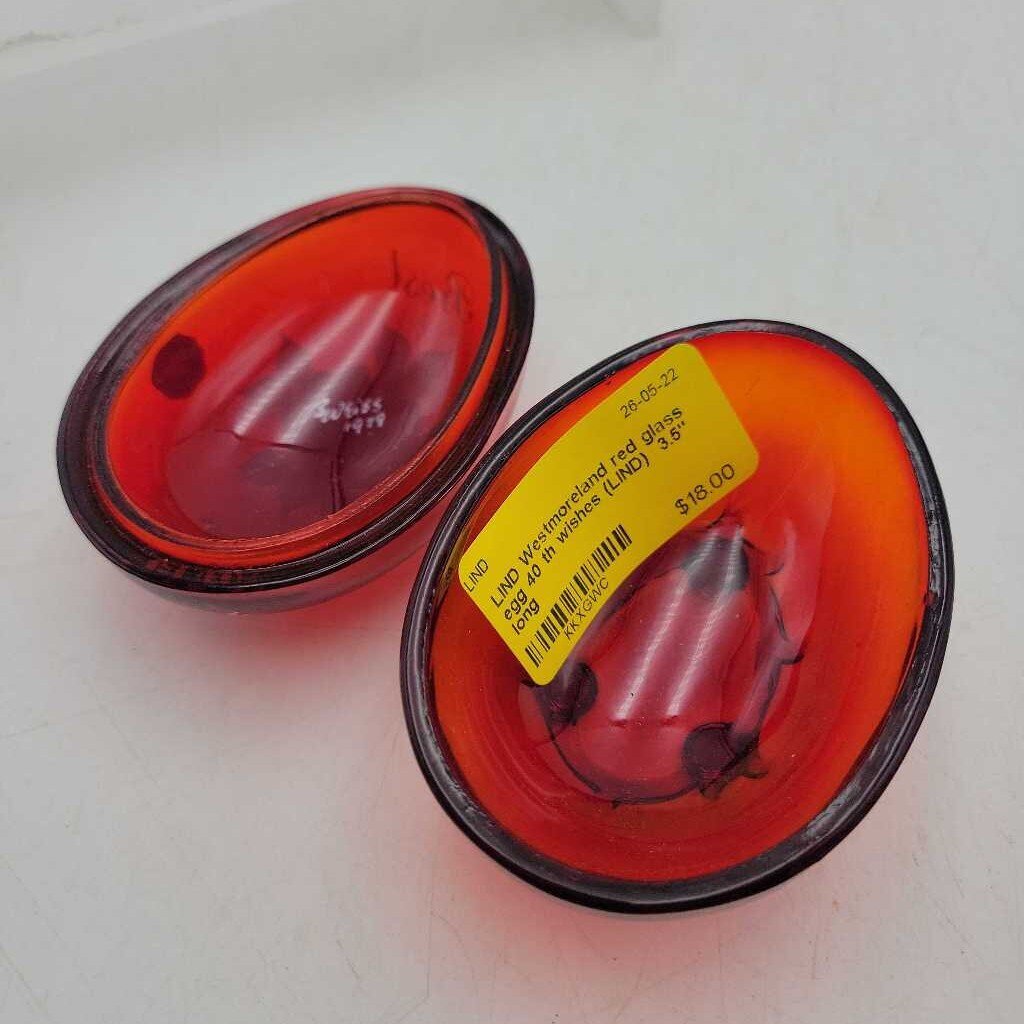 Westmoreland red glass egg 40 th wishes (LIND)