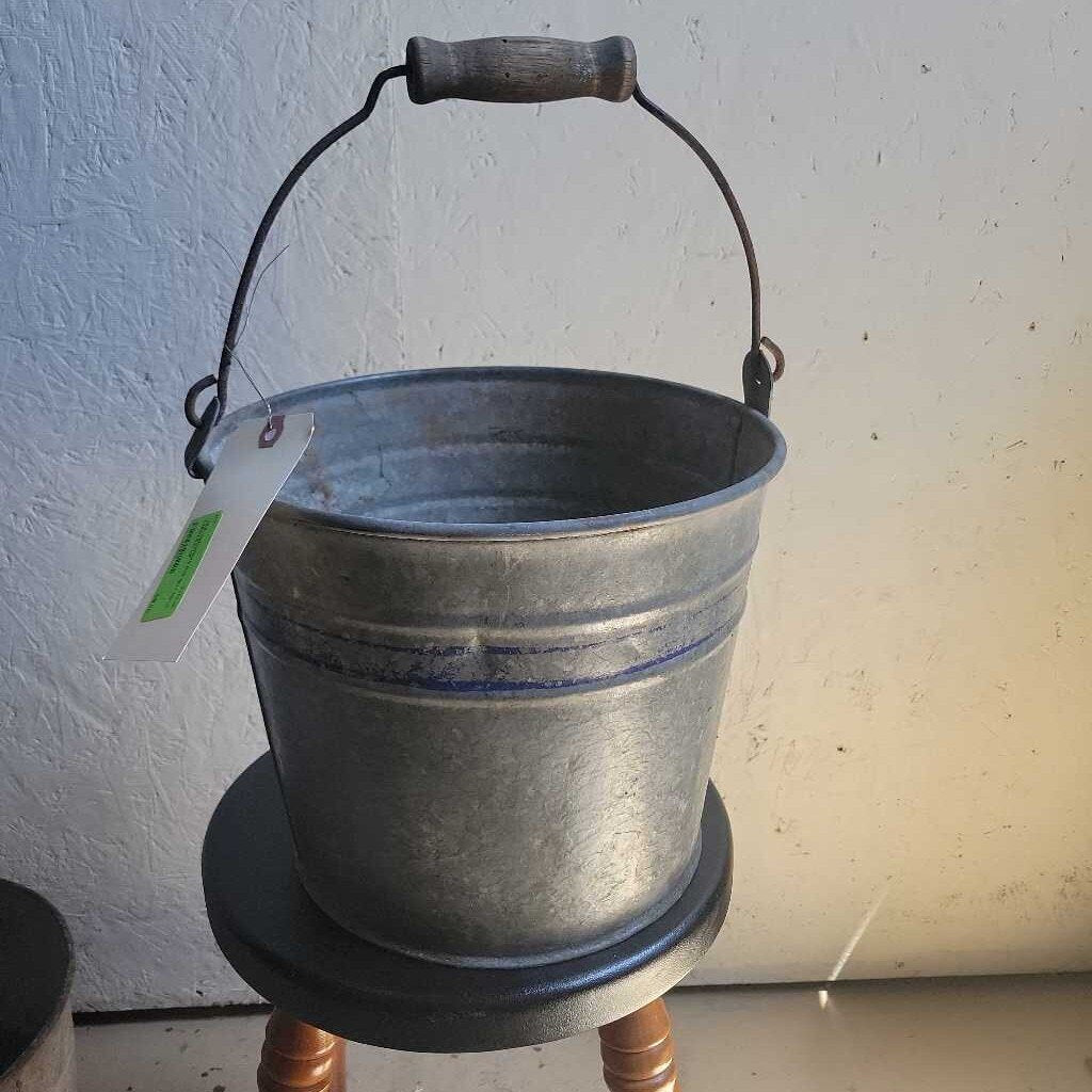 Galvanized Pail blue band (JAS)