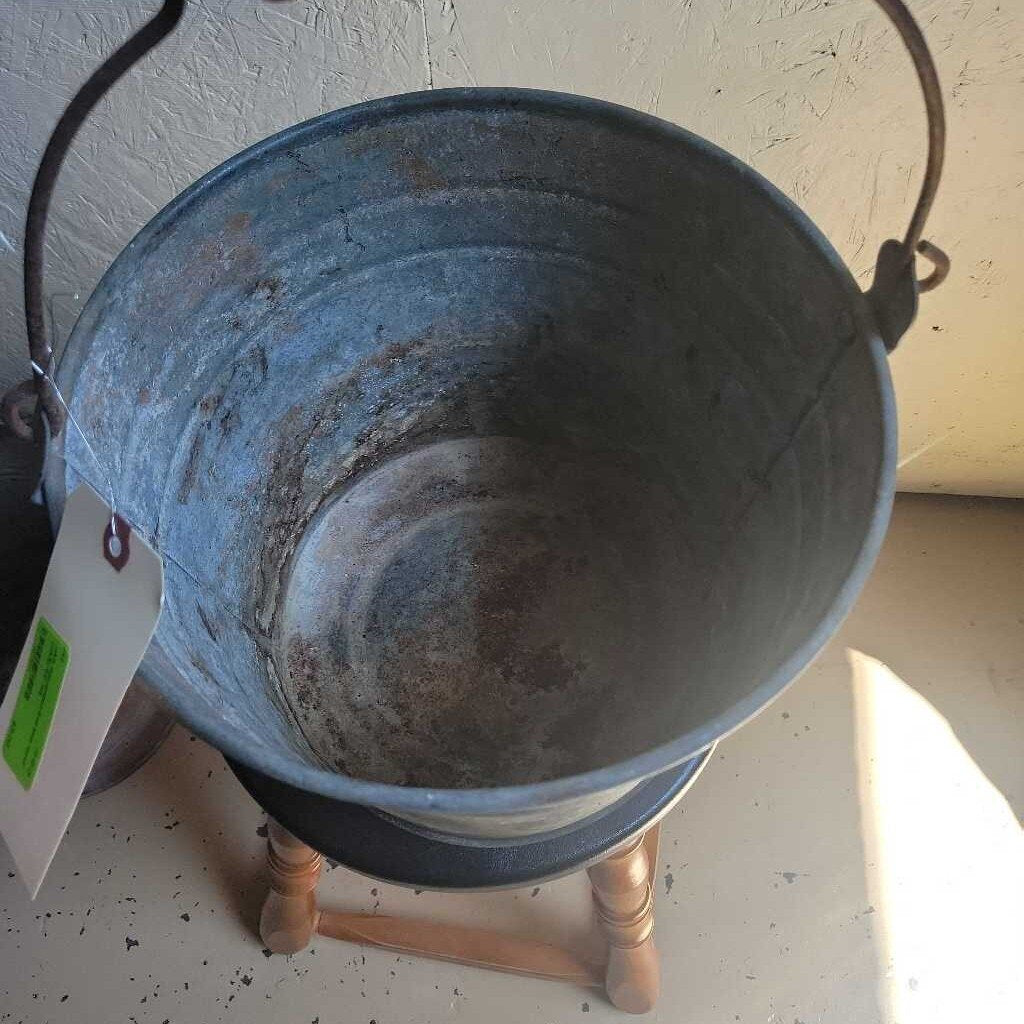 Galvanized Pail blue band (JAS)