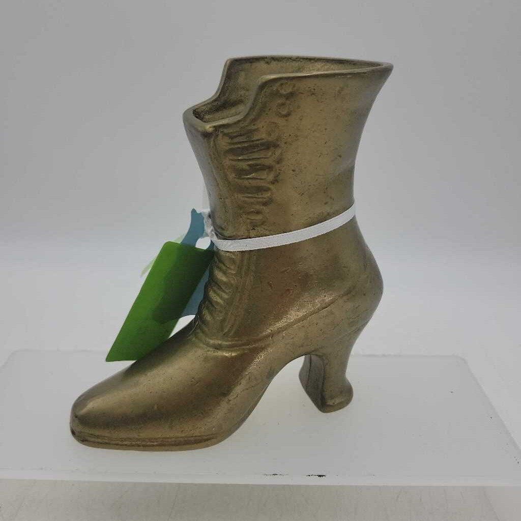 Solid Brass Boot Match holder (TRE)