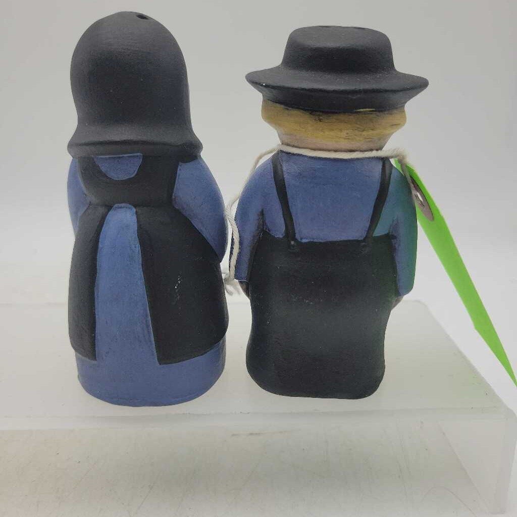 Amish couple Salt and Pepper (JAS)
