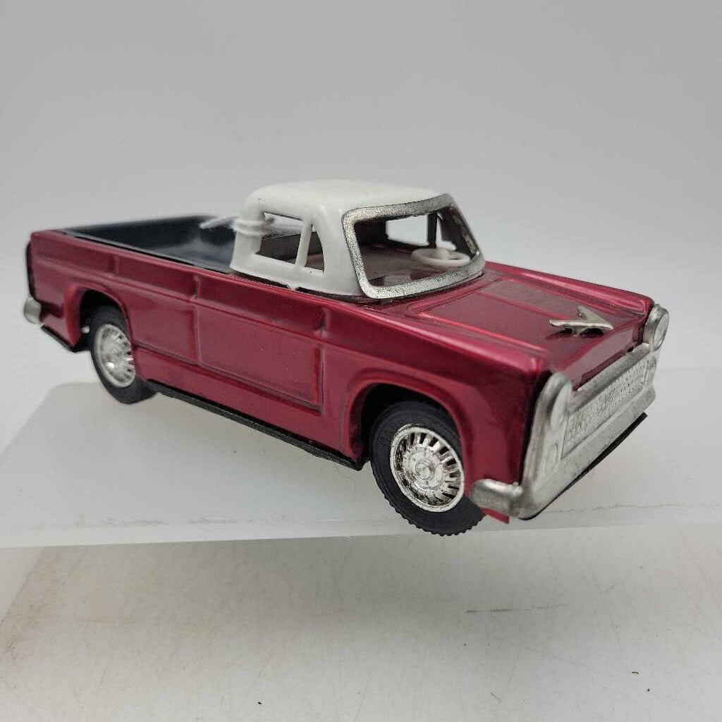 Tin Truck (GEC)