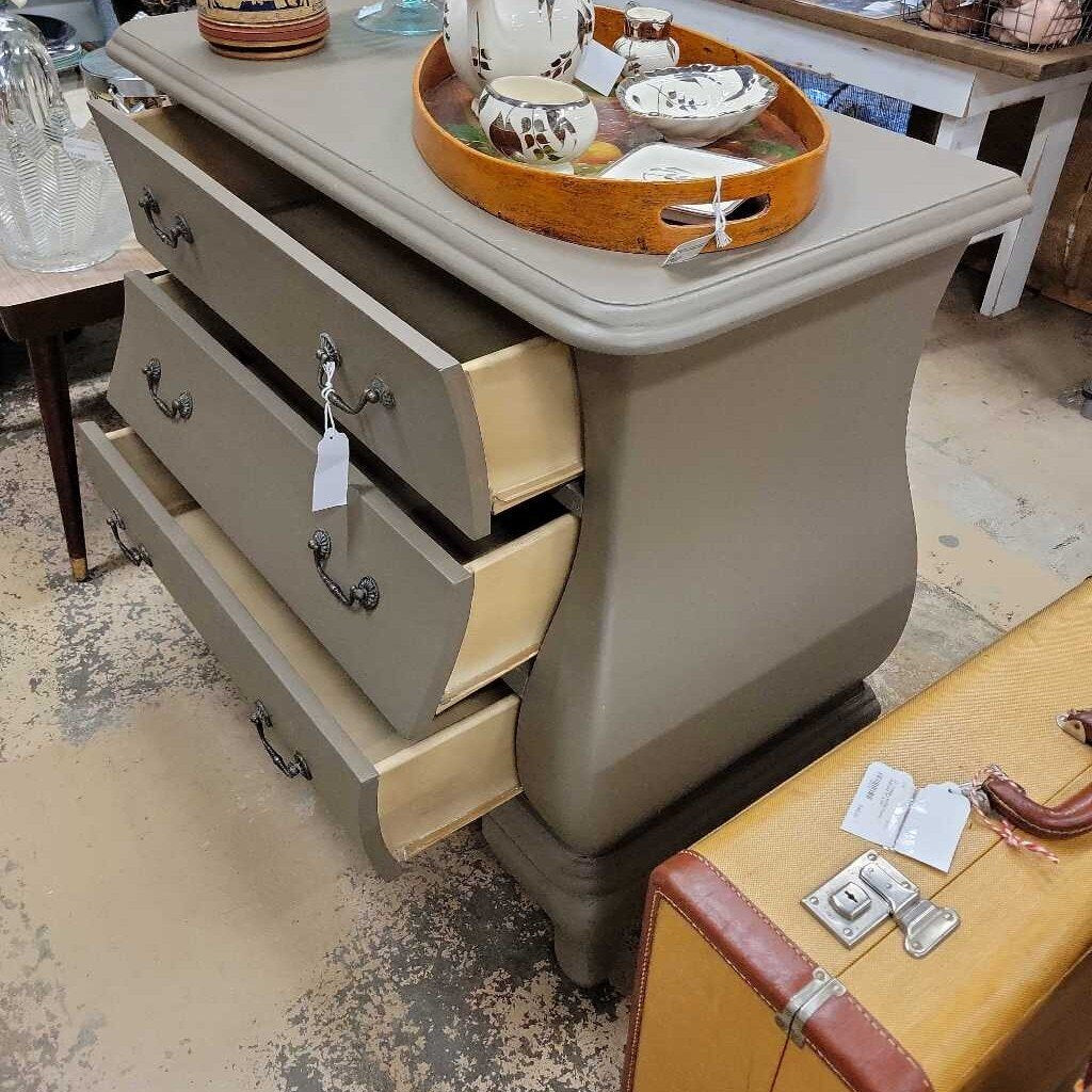 Small Dresser- Fusion " Wood Wick" (LOR)