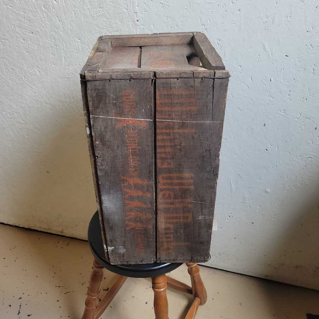 Wishing Well Soda Pop Crate (JAS)