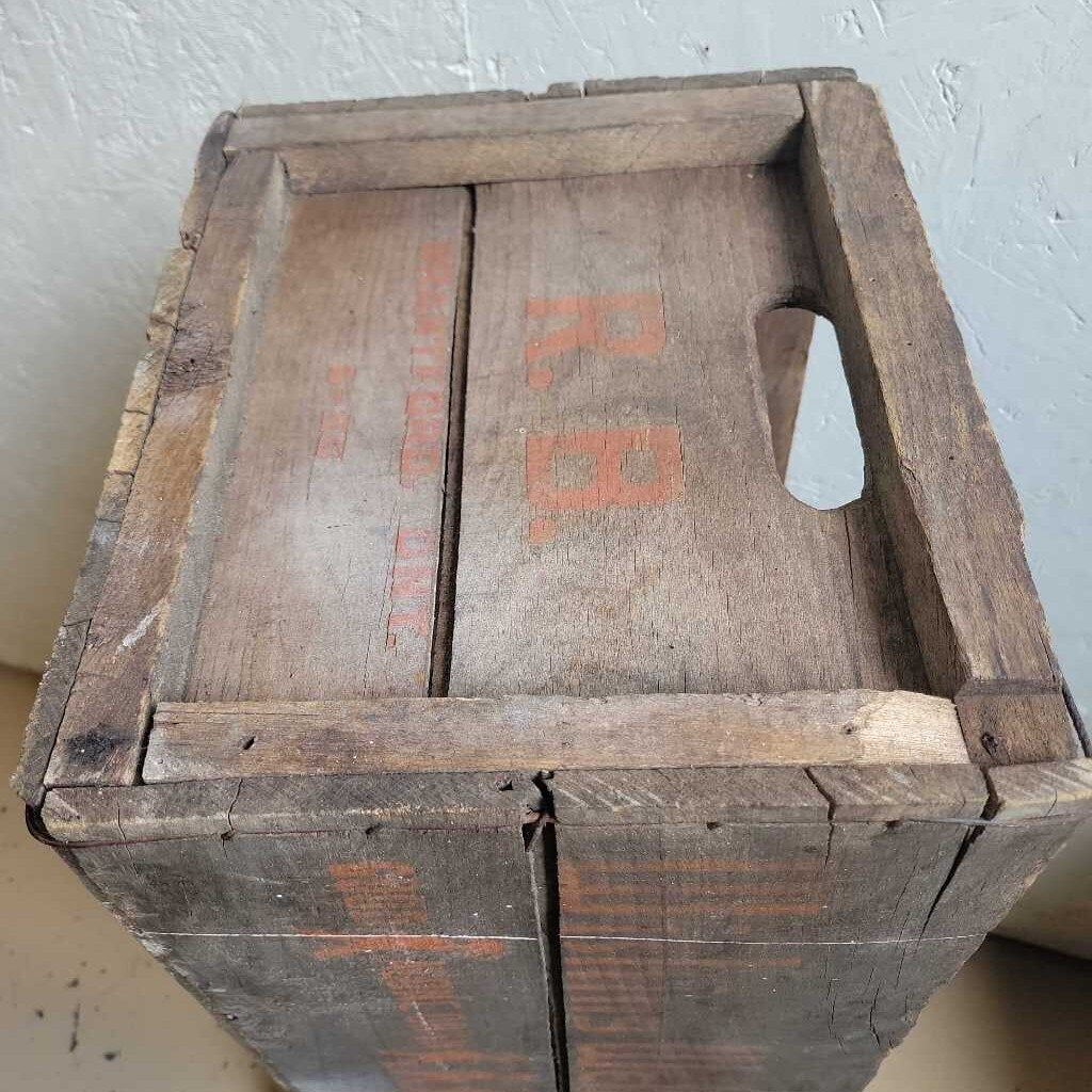 Wishing Well Soda Pop Crate (JAS)