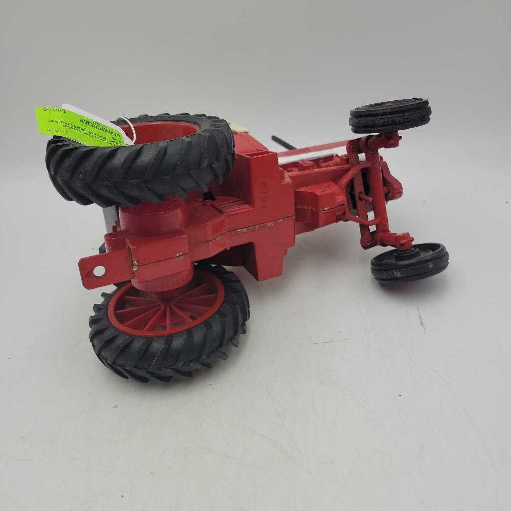 International Tractor Model with cab (RAE)