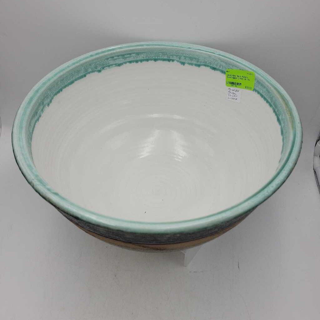 Hand Made Pottery bowl Signed (JH49)