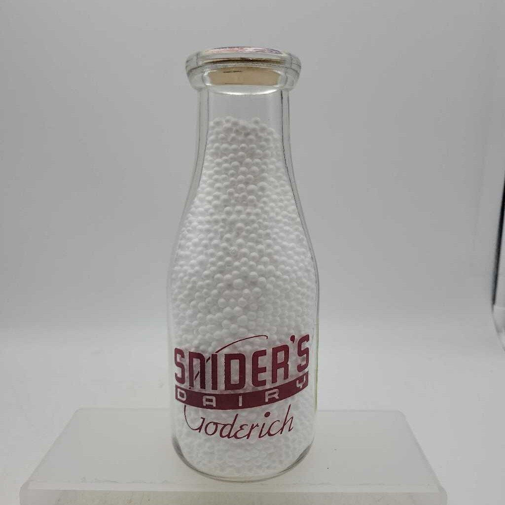 Snider's Dairy pint milk bottle Rare Goderich(JEF)