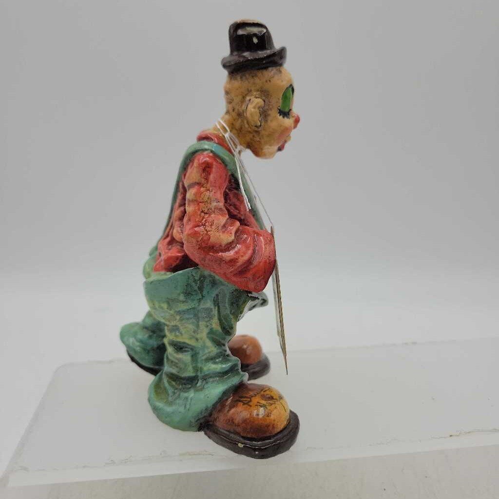 Artist Signed Vintage Alvarez Clown Mexican Folk Art Figurine (STV)