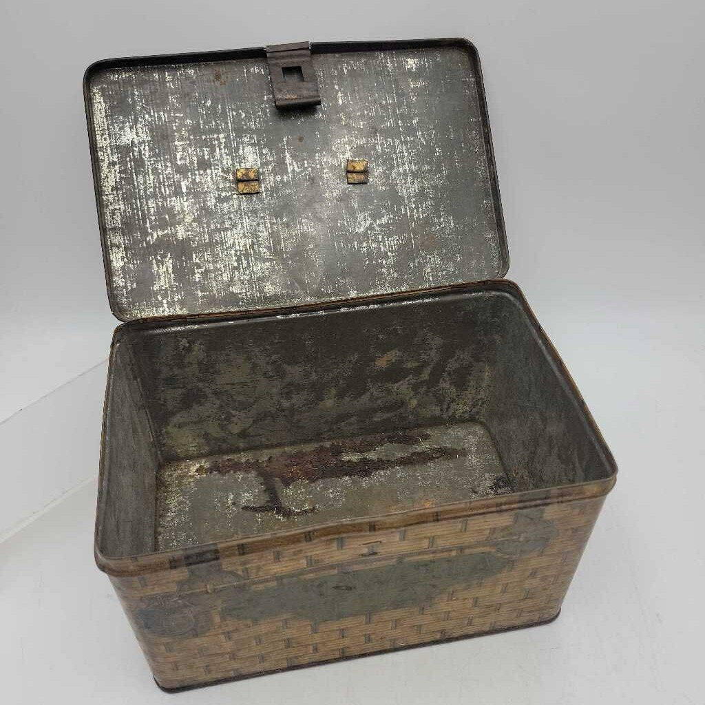 Canawella antique Tea Tin Crock and Brown Winnipeg Man. (DR)