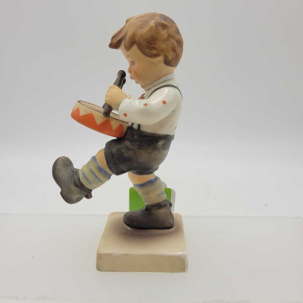 Hummel "little Drummer Boy" #240 (DEB)