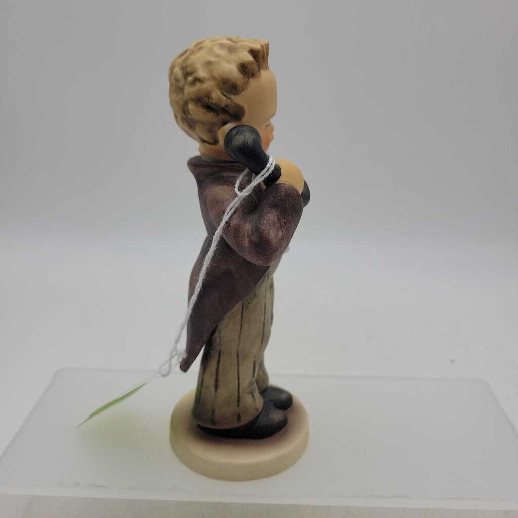 Hummel Figure "Hello" # 124 (DEB)