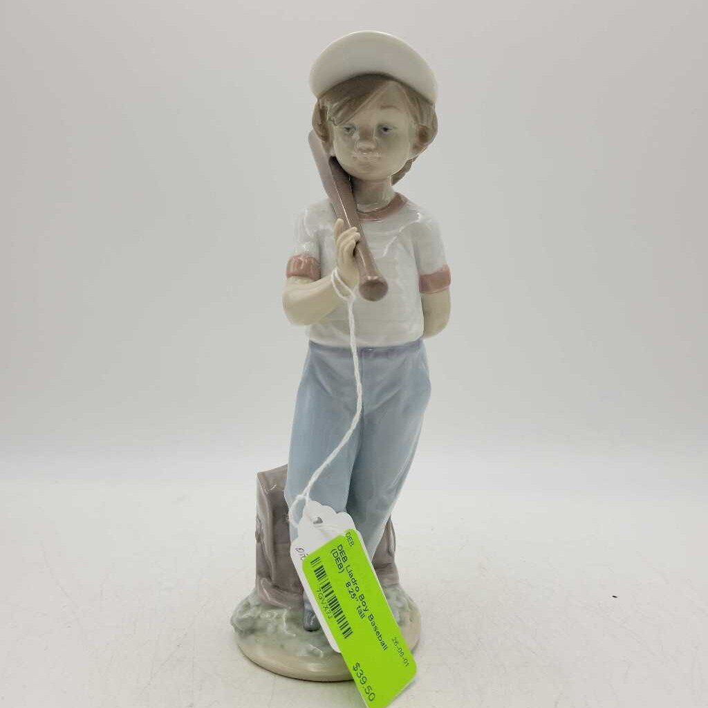 Lladro Boy Baseball (DEB)