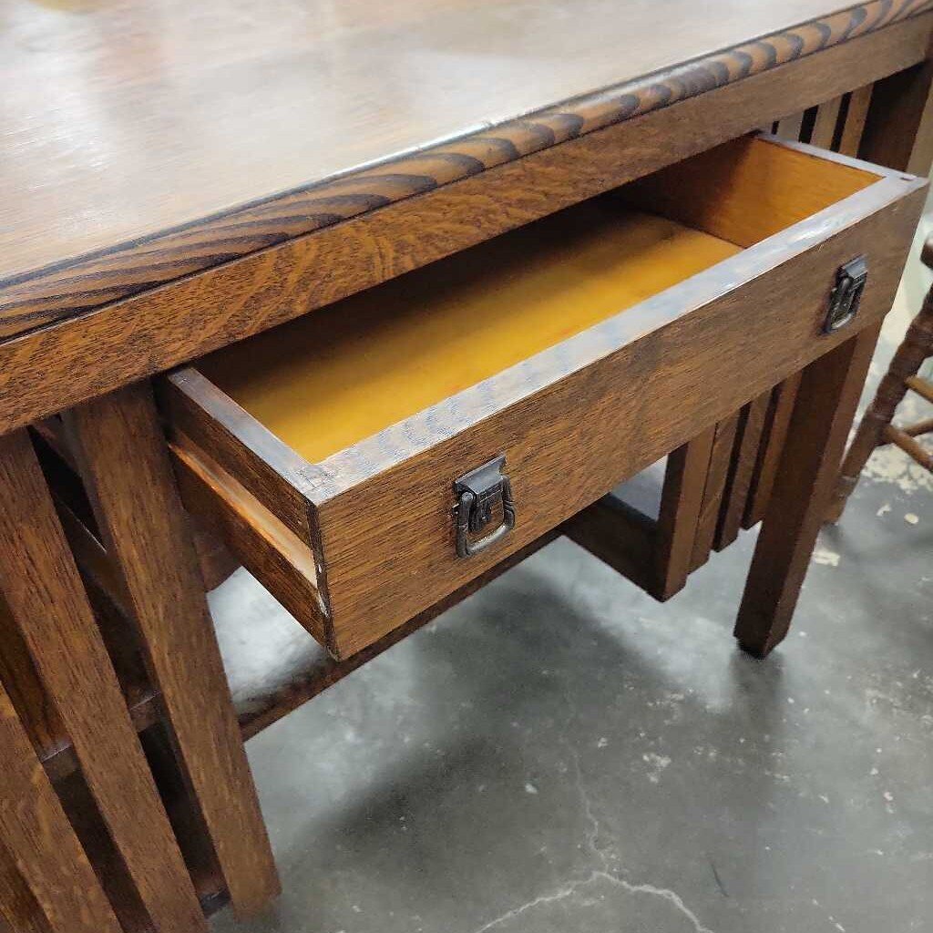 Mission Style Desk (YVO) (606)