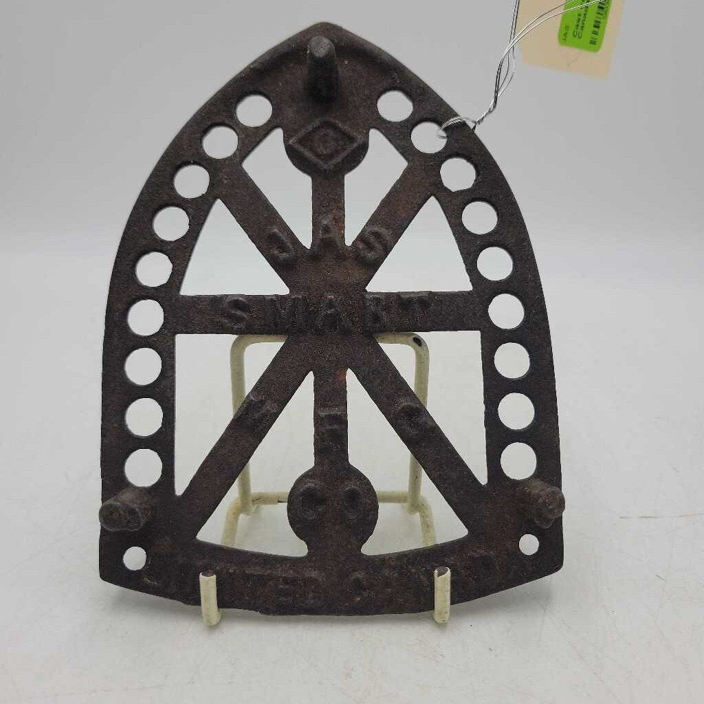 Cast Iron trivet Smart Guelph Canada (JAS)