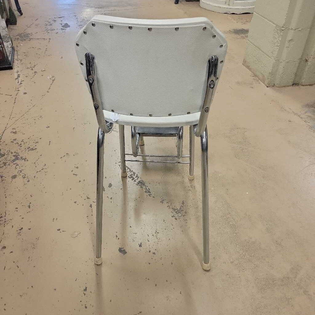 MCM Step Stool (LOR)