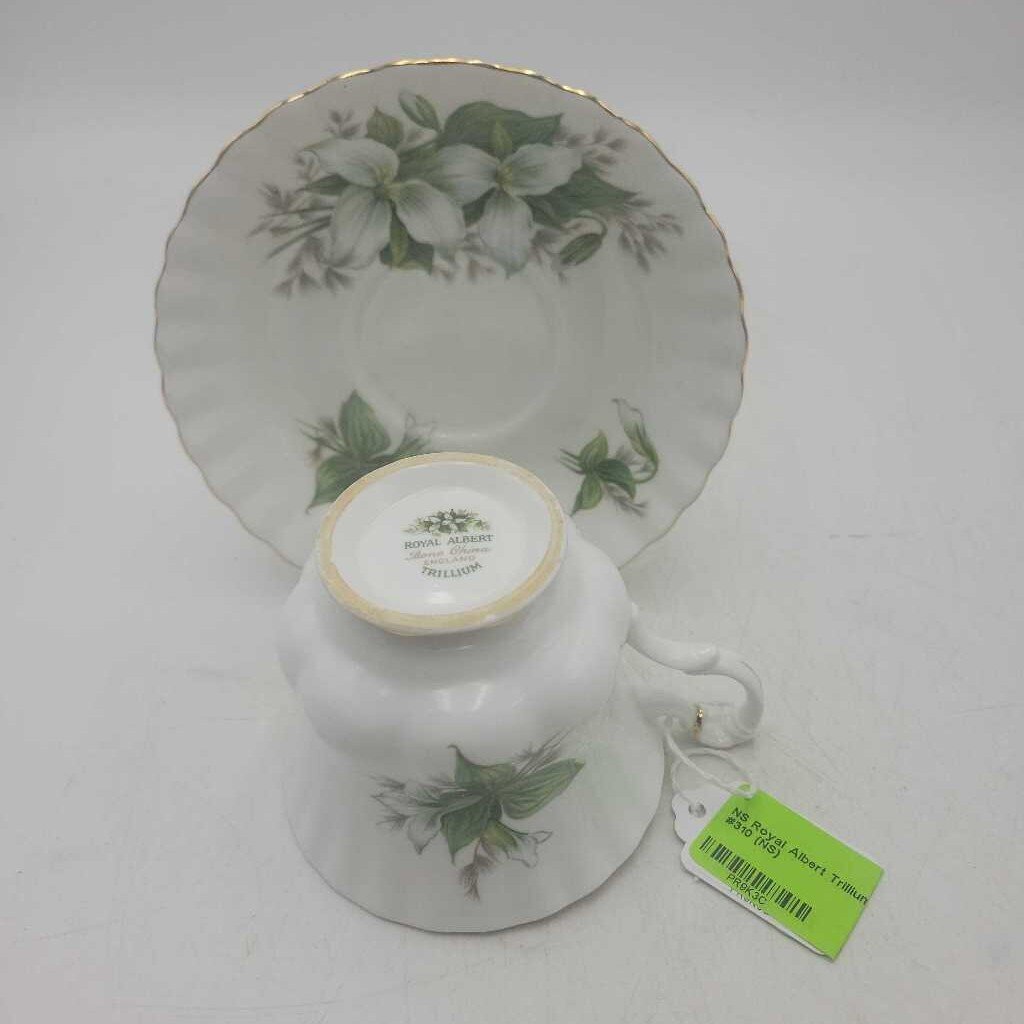 Royal Albert Trillium C/S #310 (NS)