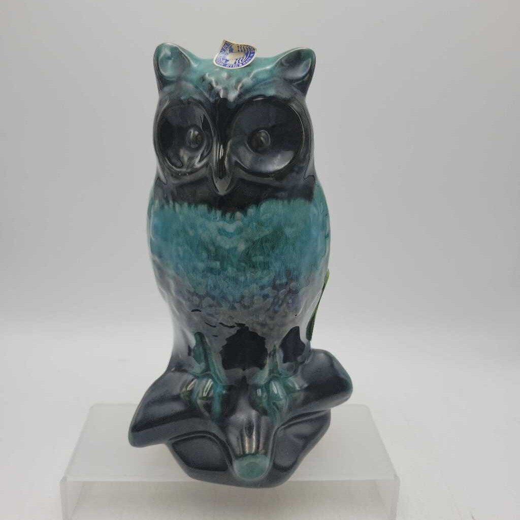 Blue Mountain Pottery Owl (DER)